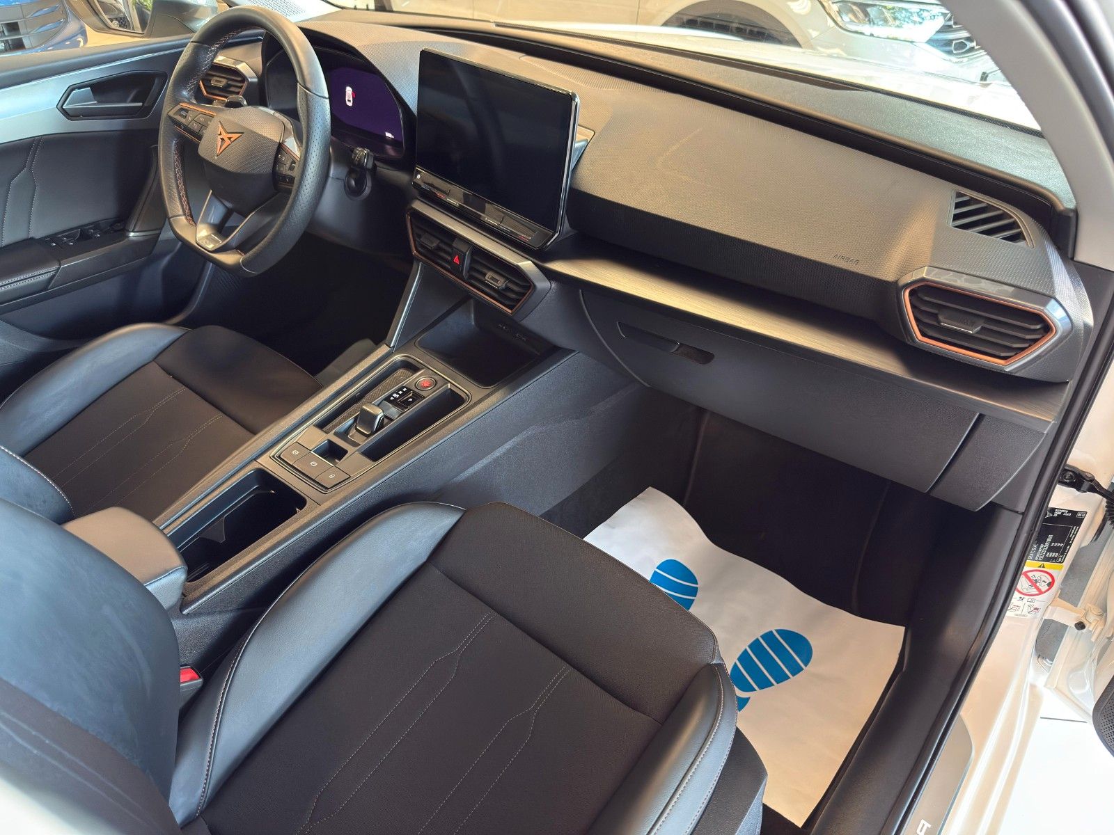 Cupra Leon Sportstourer 2.0 TDI DSG - Samsaru's Car Outlet