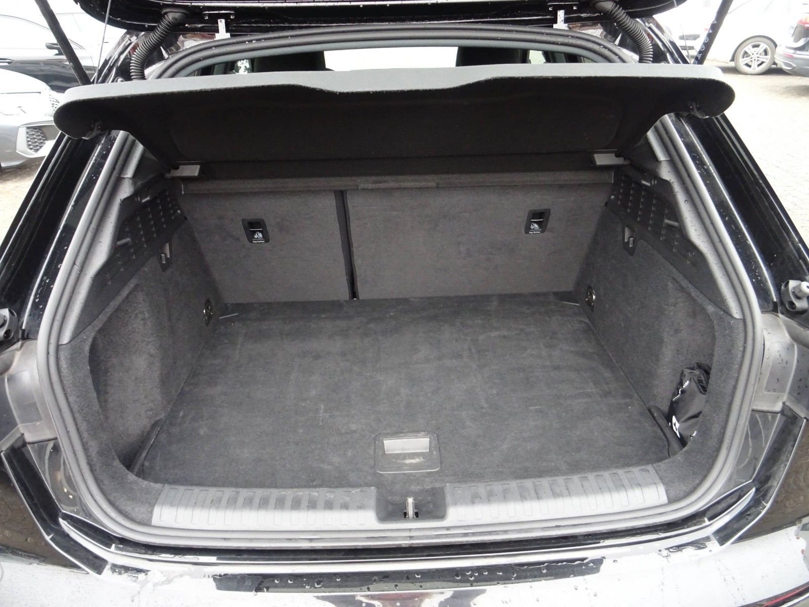 Audi A3 Sportback 30 TFSI S line Navi LED SHZ Virtual