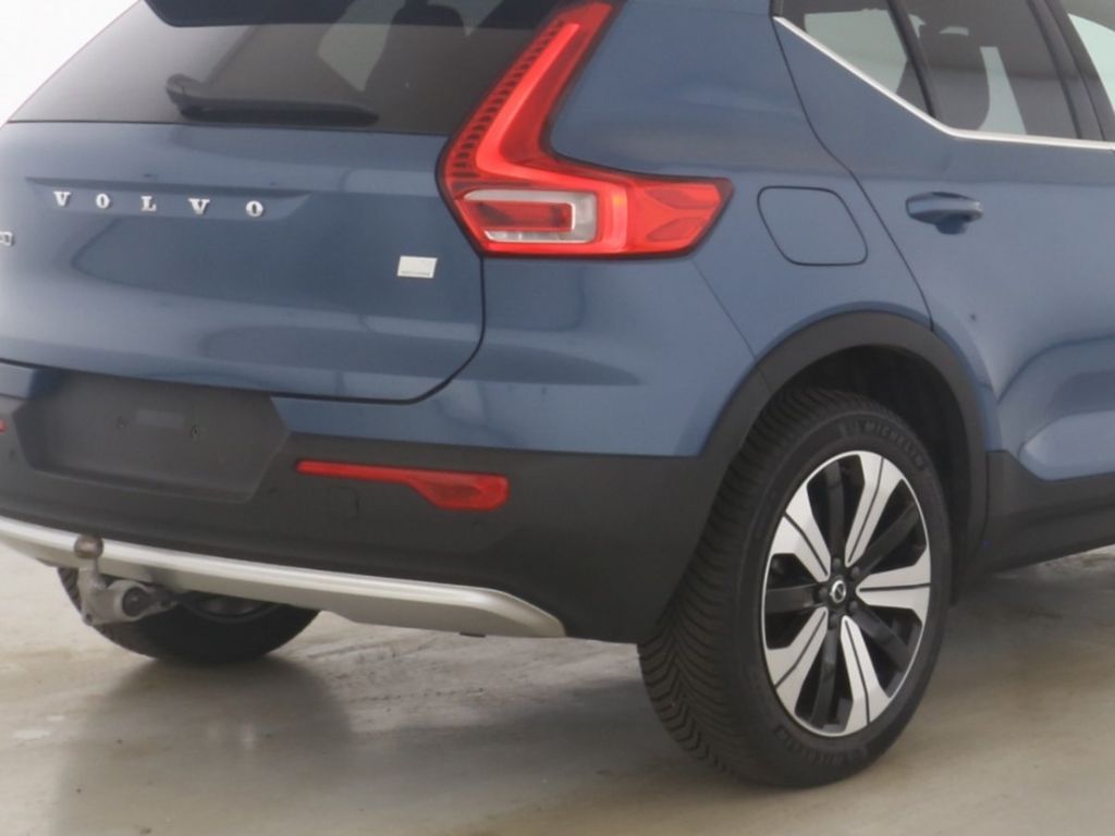 Volvo XC40 T4 Recharge Core Voll-LED AHK Kamera