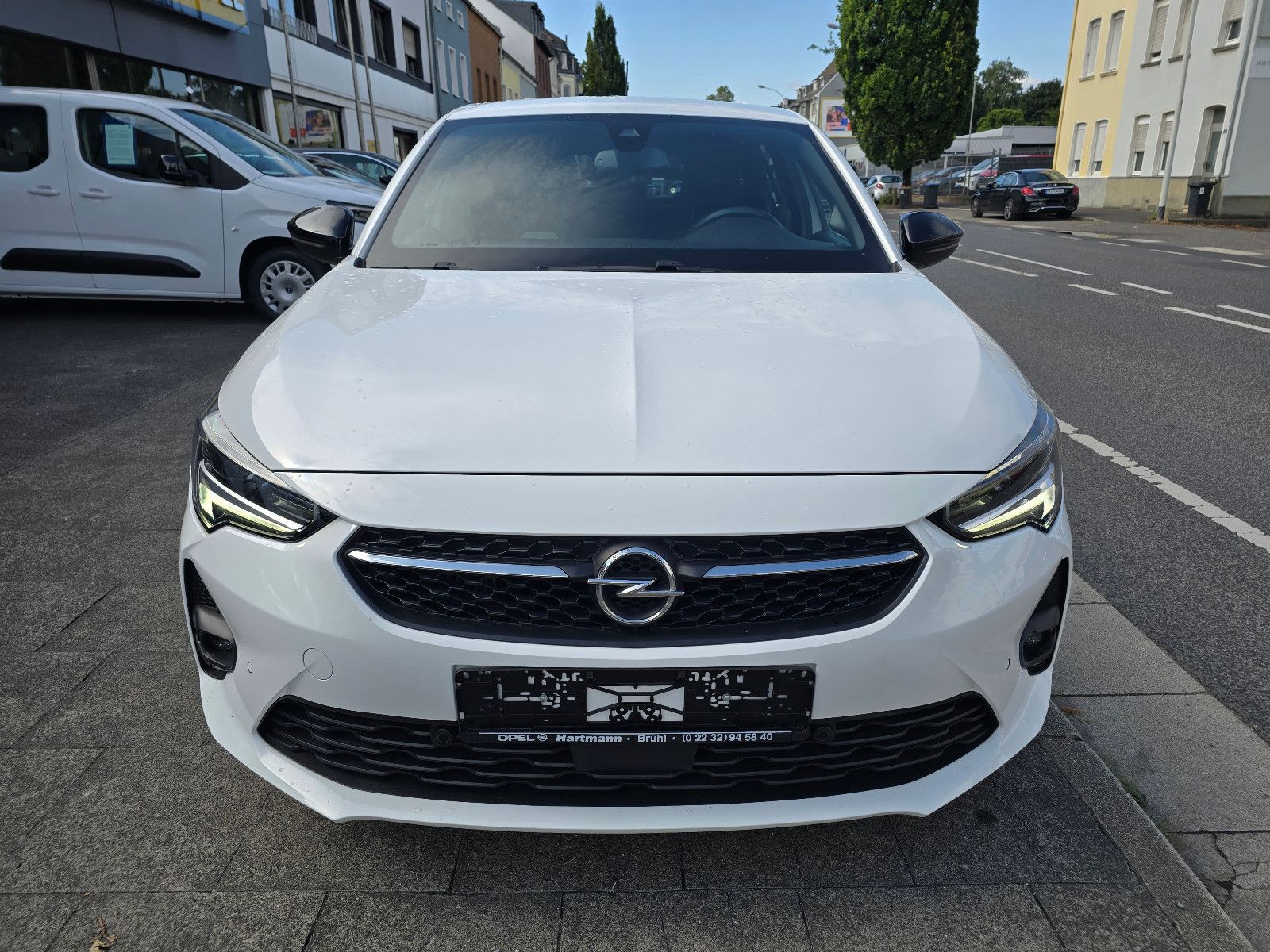 Opel Corsa F Ultimate - Samsaru's Car Outlet
