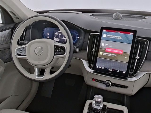 Volvo XC90 Ultra Dark T8 22''LM Luftf. Pano AHK B&W Ak