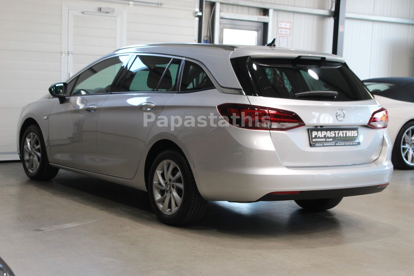 Opel Astra K Sports Tourer Elegance - Samsaru's Car Outlet