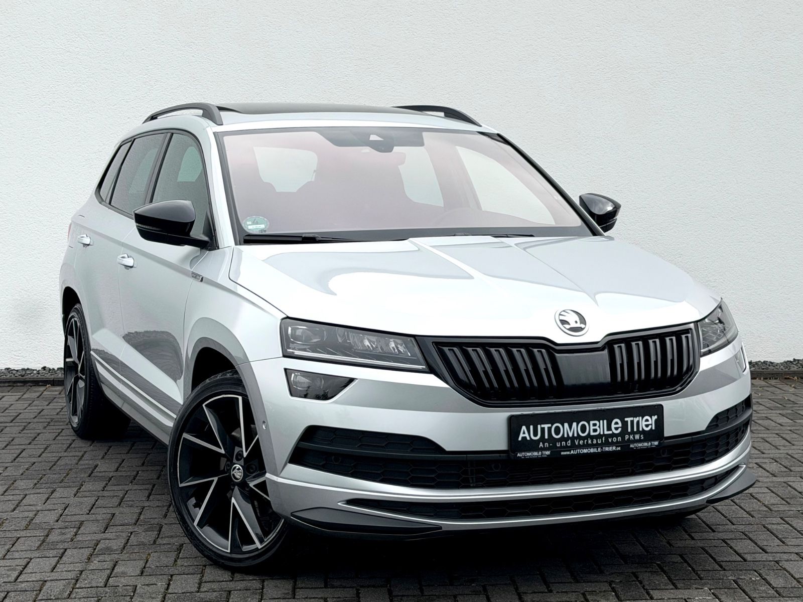 Skoda Karoq Sportline 2.0 TSI DSG 4x4/PANO/LED/ACC/AHK