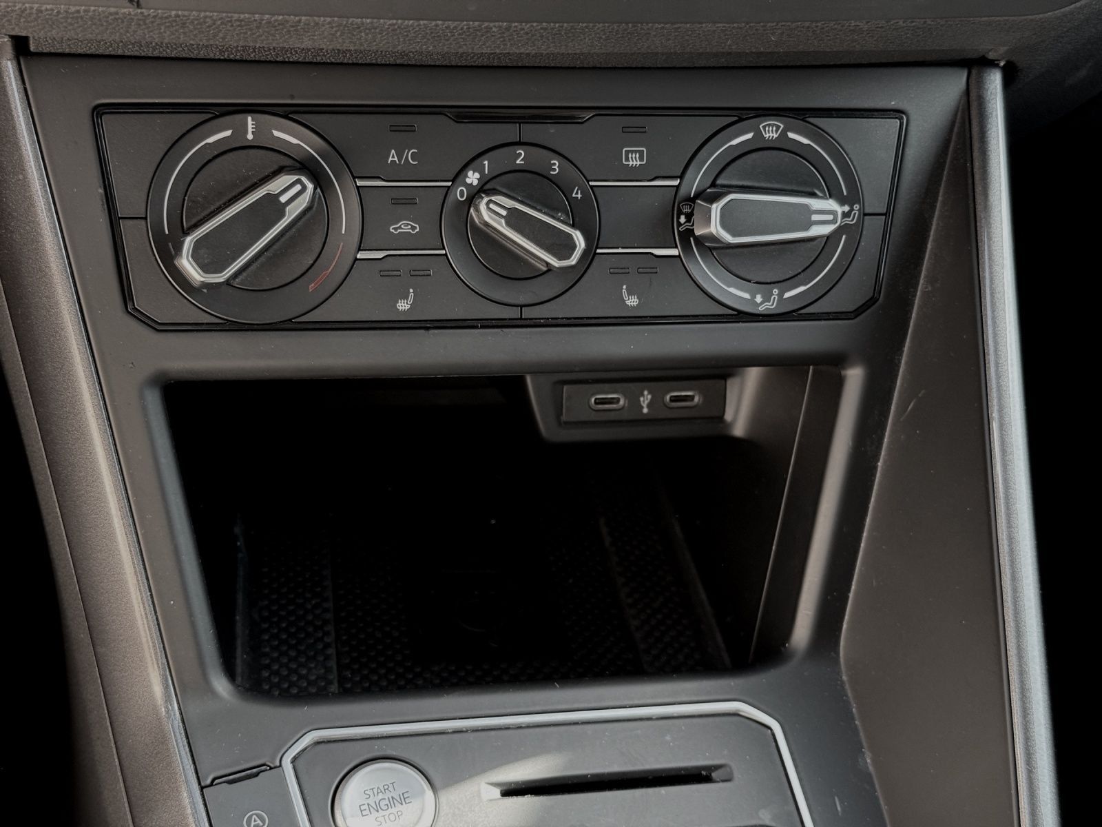 Volkswagen Polo 1.0 TSI DSG STYLE - Samsaru's Car Outlet