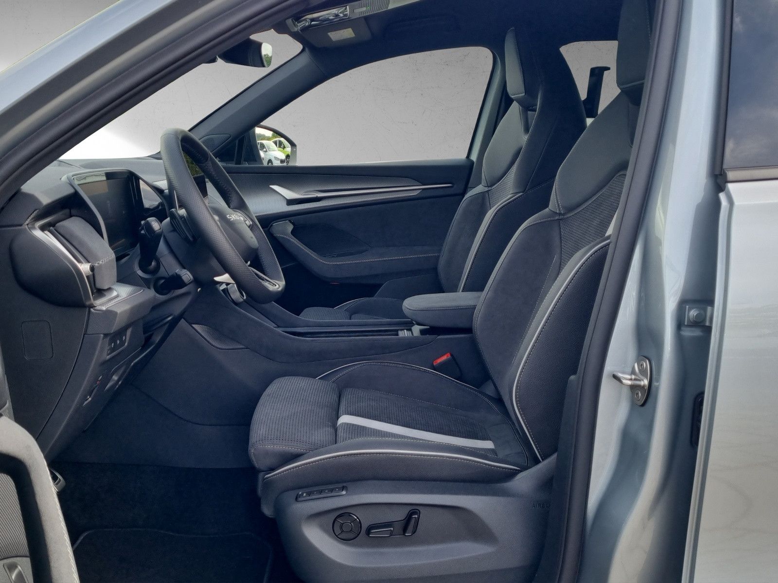 Skoda Kodiaq 1.5 TSI iV Sportline AHK Fahrassi+Info