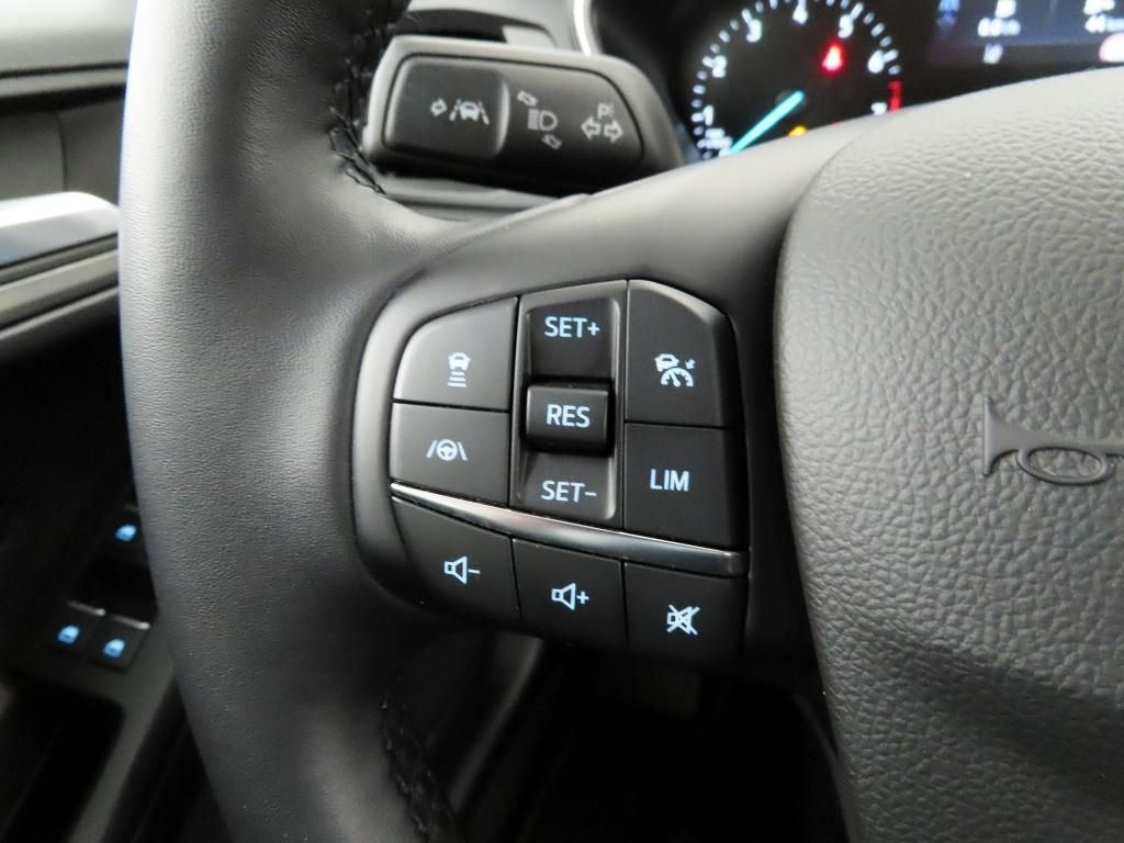 Ford Focus 1.0 M-Hybrid Aut Titanium iACC+LED+Kam+SHZ