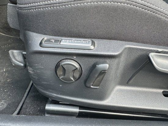 Volkswagen Passat Variant 2.0 TDI DSG Comfort - Samsaru's Car Outlet