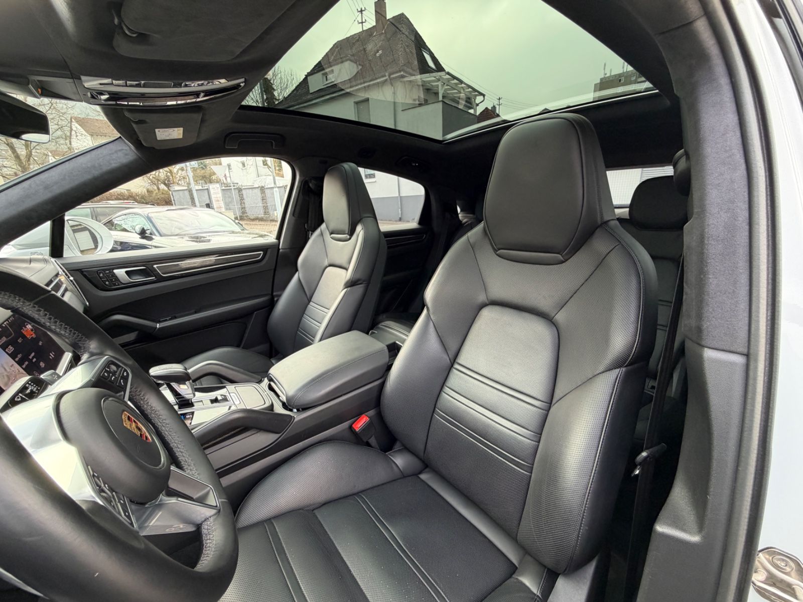 Porsche Cayenne Coupe GTS*APPROVED*NV*AHK*PANO*HAL*SH*