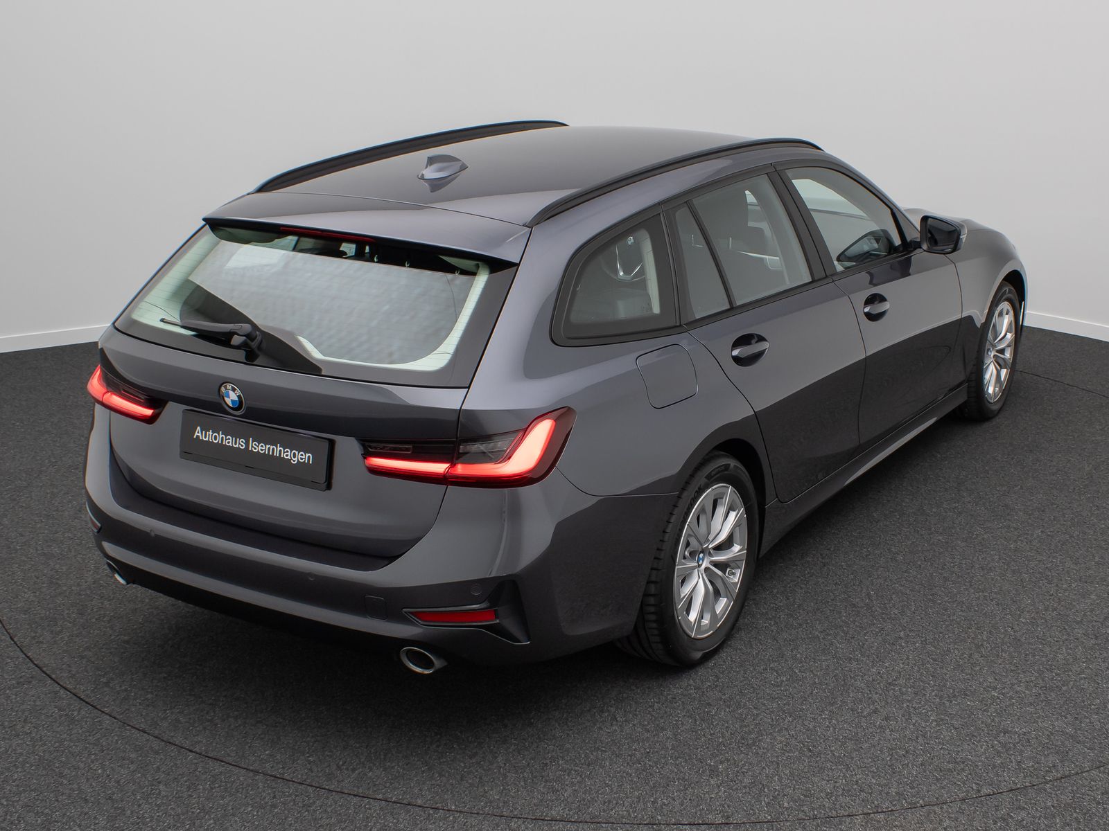 BMW 320d Advantage - Samsaru's Car Outlet