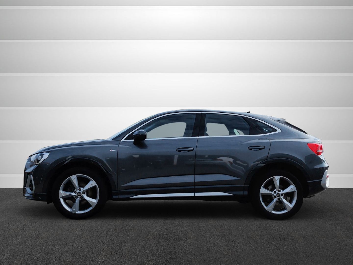 Audi Q3 Sportback 35 TDI quattro S line - Samsaru's Car Outlet