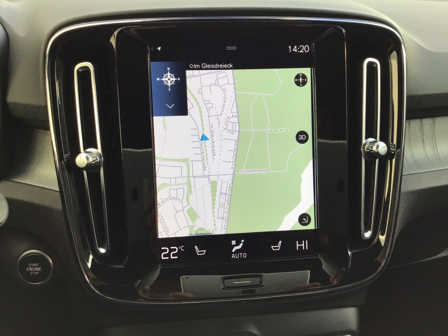 Volvo XC40 T4 Inscription Recharge - Samsaru's Car Outlet