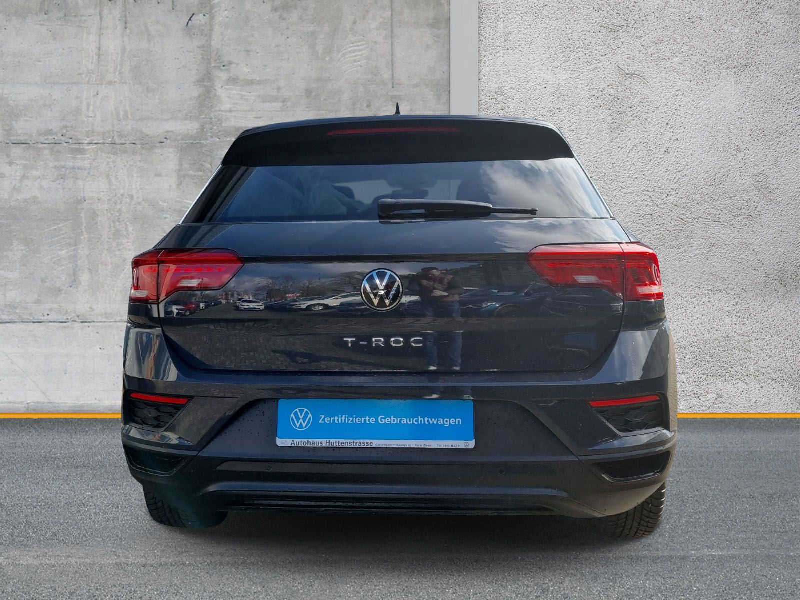 Volkswagen T-Roc 1.0 TSI - Samsaru's Car Outlet