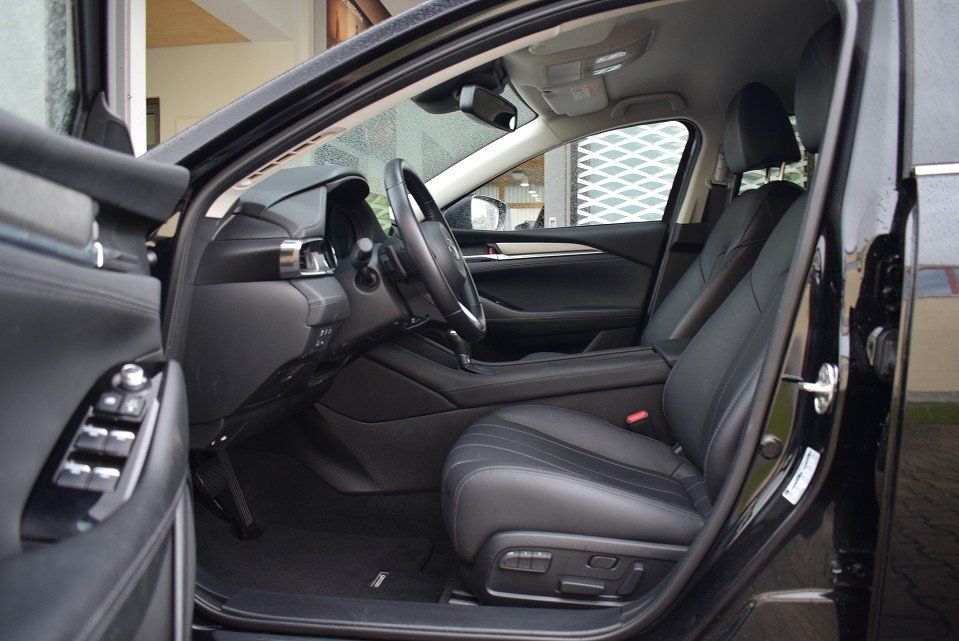 Mazda 6 2.0 165PS 6AG Exclusive-Line Leder BOSE® Matri