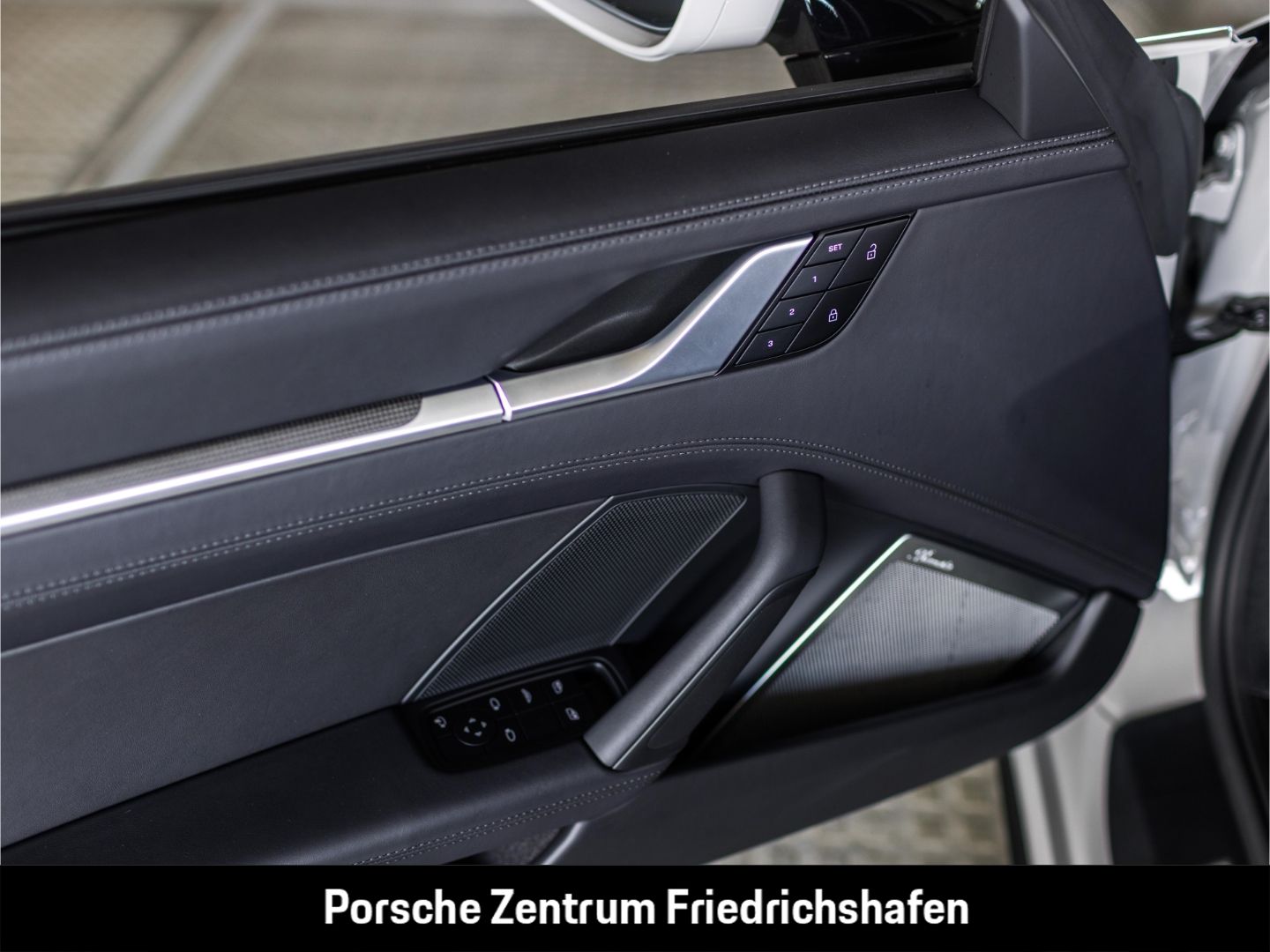 Porsche 992 911 Turbo S Cabriolet Burmester Liftsystem B