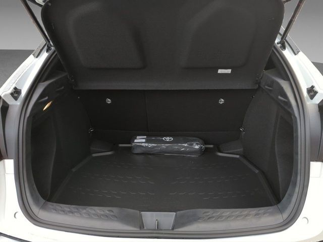 Toyota C-HR Hybrid 1.8 l VVT-i Team - Samsaru's Car Outlet