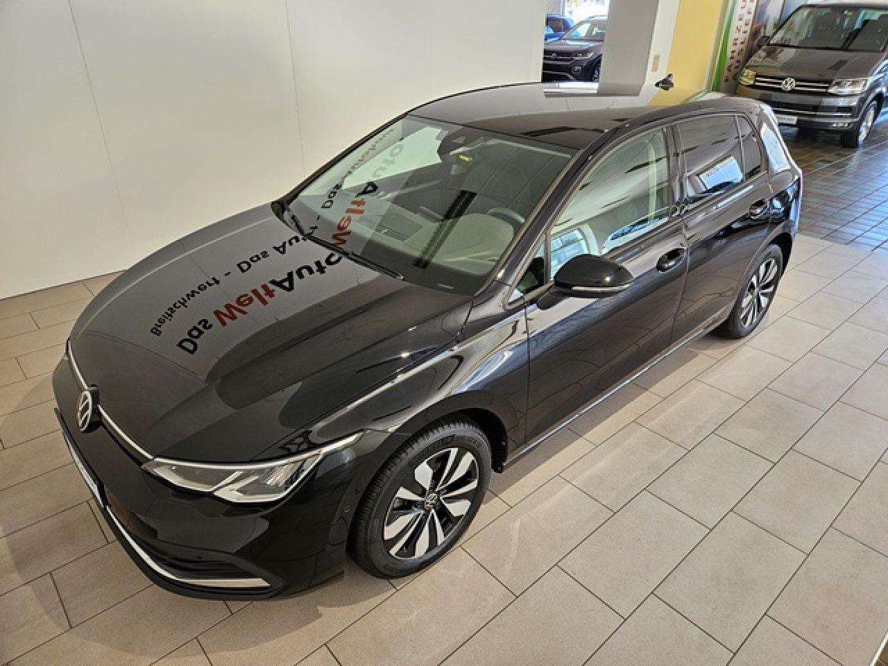 Volkswagen Golf 1.5 eTSI Move - Samsaru's Car Outlet