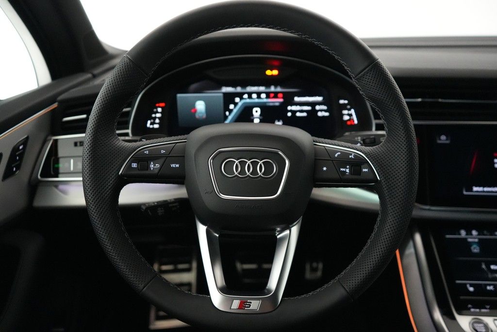 Audi Q7 55 TFSI qu. tiptronic S line Matrix B&O AHK