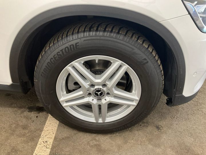 Mercedes-Benz GLC 220 d 4M Leder+Sitzbelüftung+8FachBereift+AC