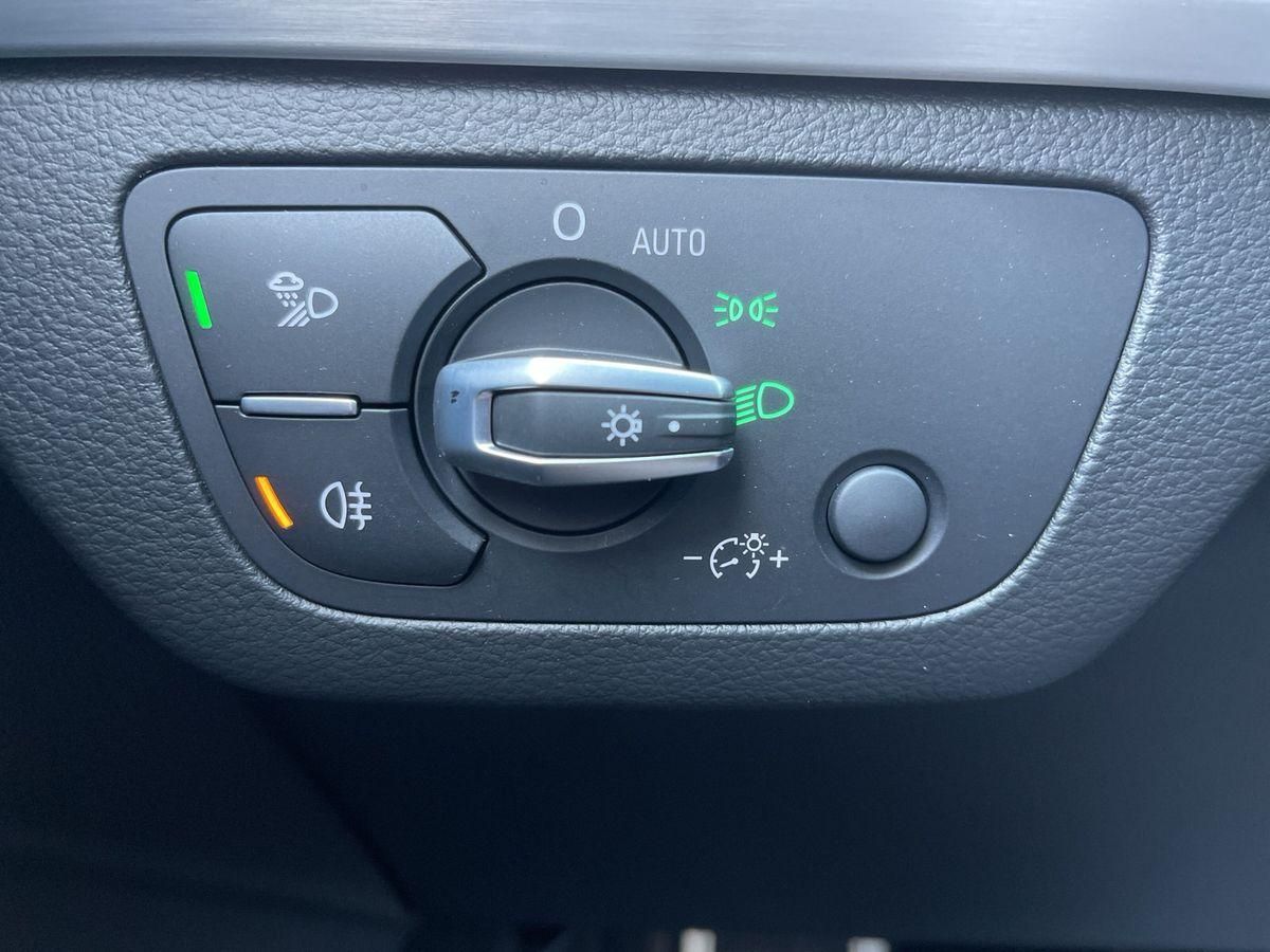 Audi Q5 40 TDI quattro S-Line - Samsaru's Car Outlet