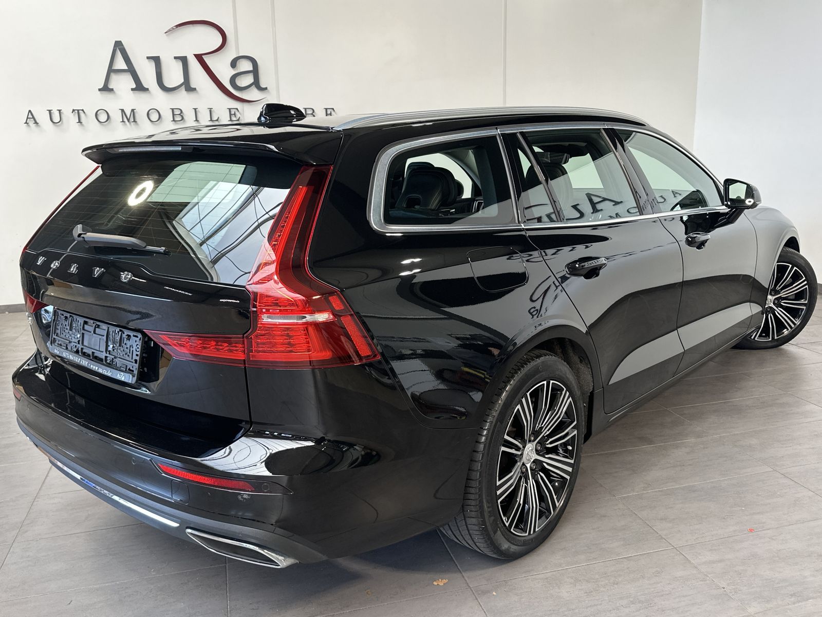 Volvo V60 T6 AWD Recharge Inscription NAV+LED+H&K+PANO