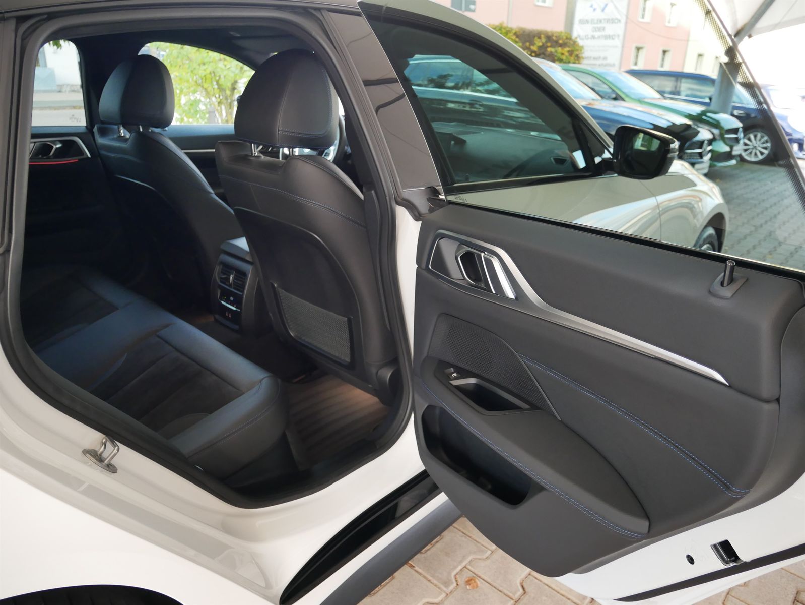 BMW i4 eDrive35 Gran Coupé M SPORT Head Up AHK Kamer