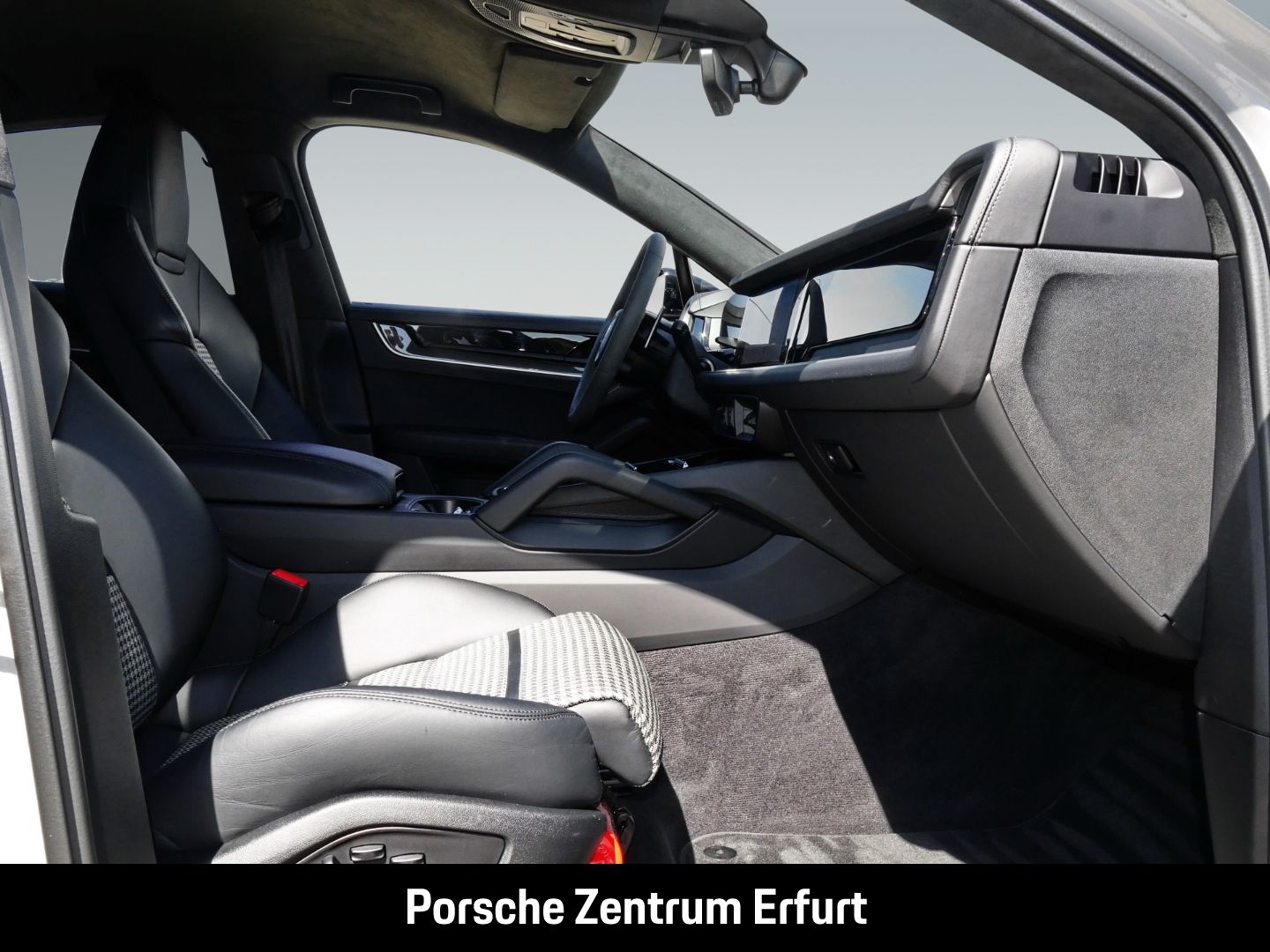 Porsche Cayenne E-Hybrid Coupe Vollausstattung
