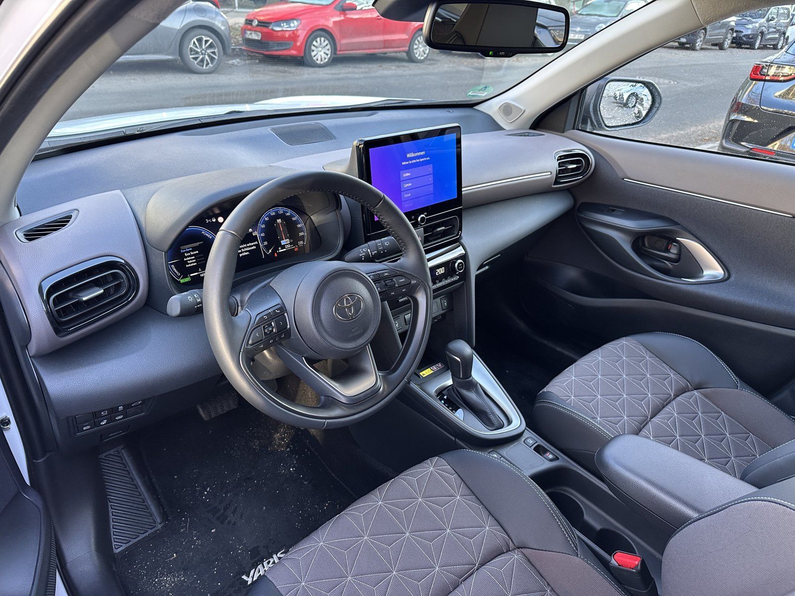 Toyota Yaris Cross 1.5l Hybrid FWD Style Plus + Safety-