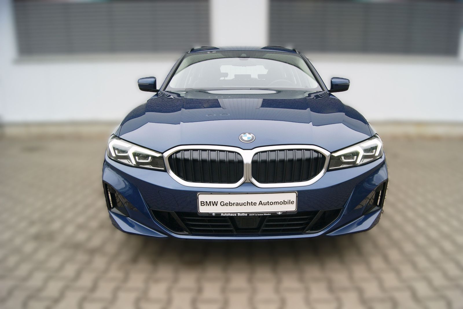 BMW 320i TOUR SPORT - Samsaru's Car Outlet