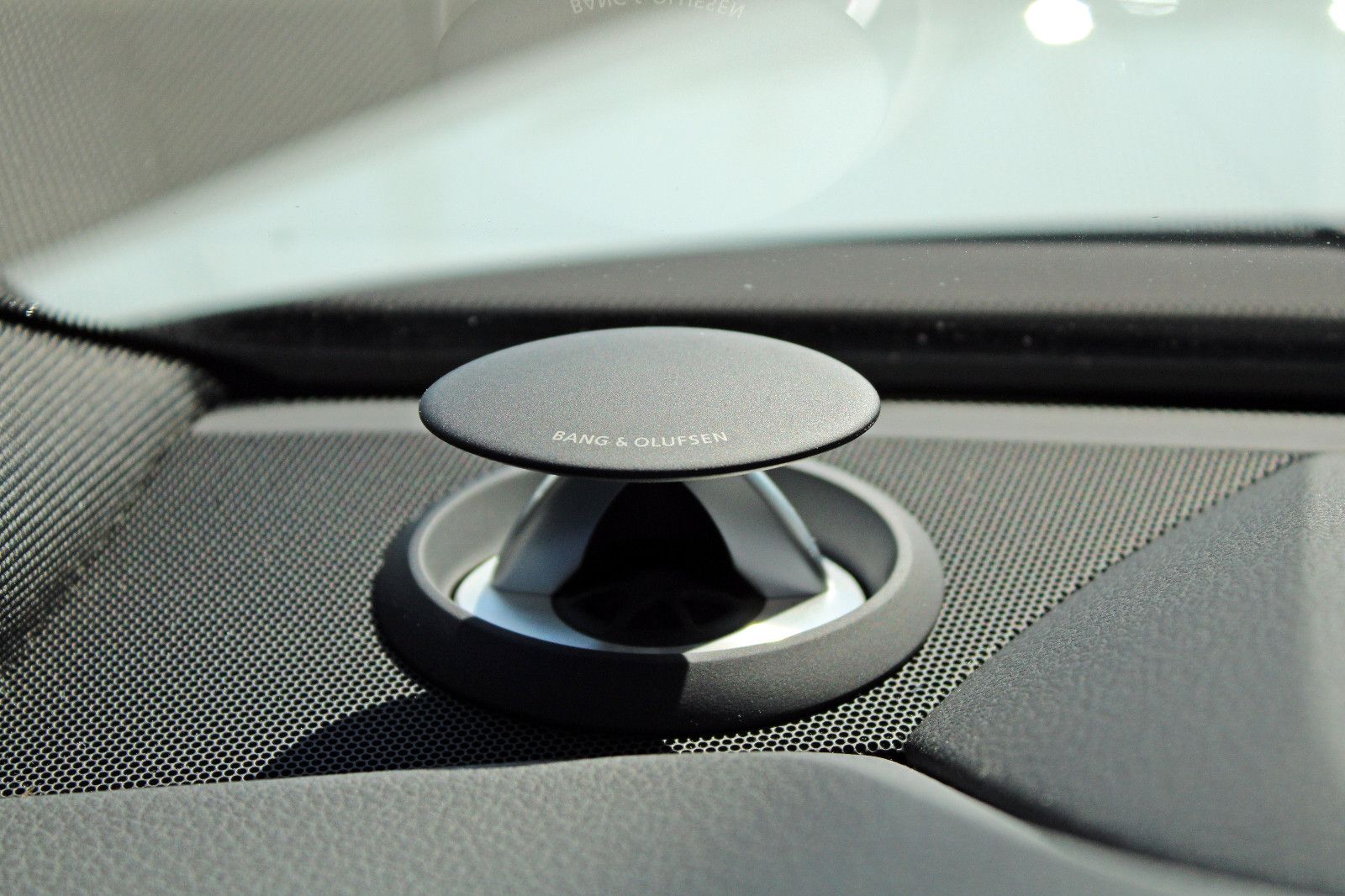 Audi A8 60TFSI quattro S LINE BLACK - Samsaru's Car Outlet