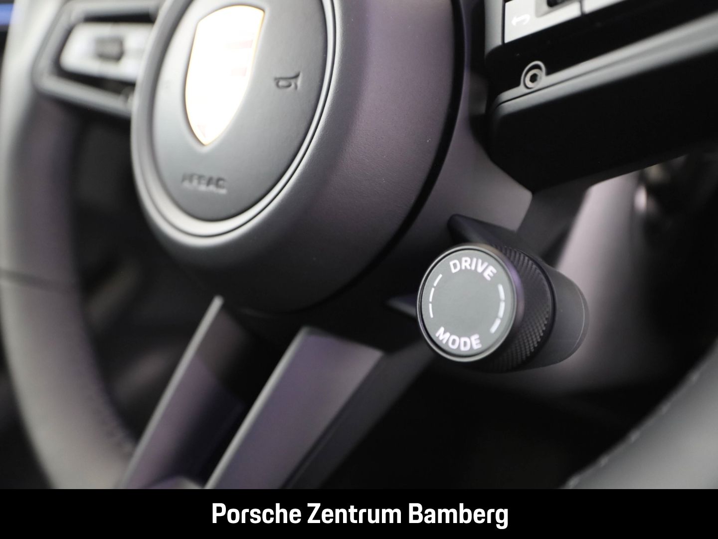 Porsche Macan 4/ Off-Road-Paket/ 21 Zoll/ BOSE/ Matrix u