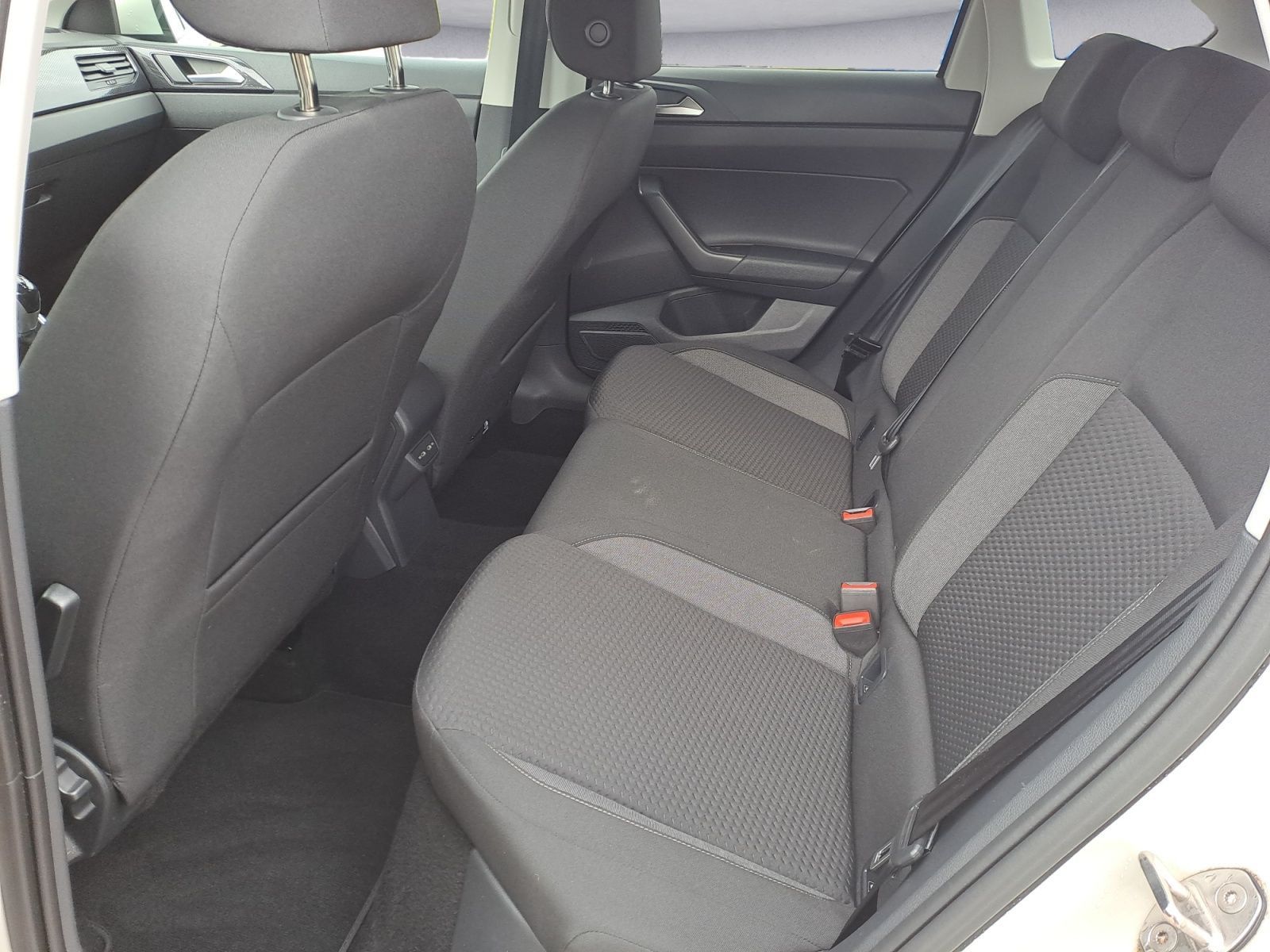Volkswagen Taigo 1.0 TSI - Samsaru's Car Outlet