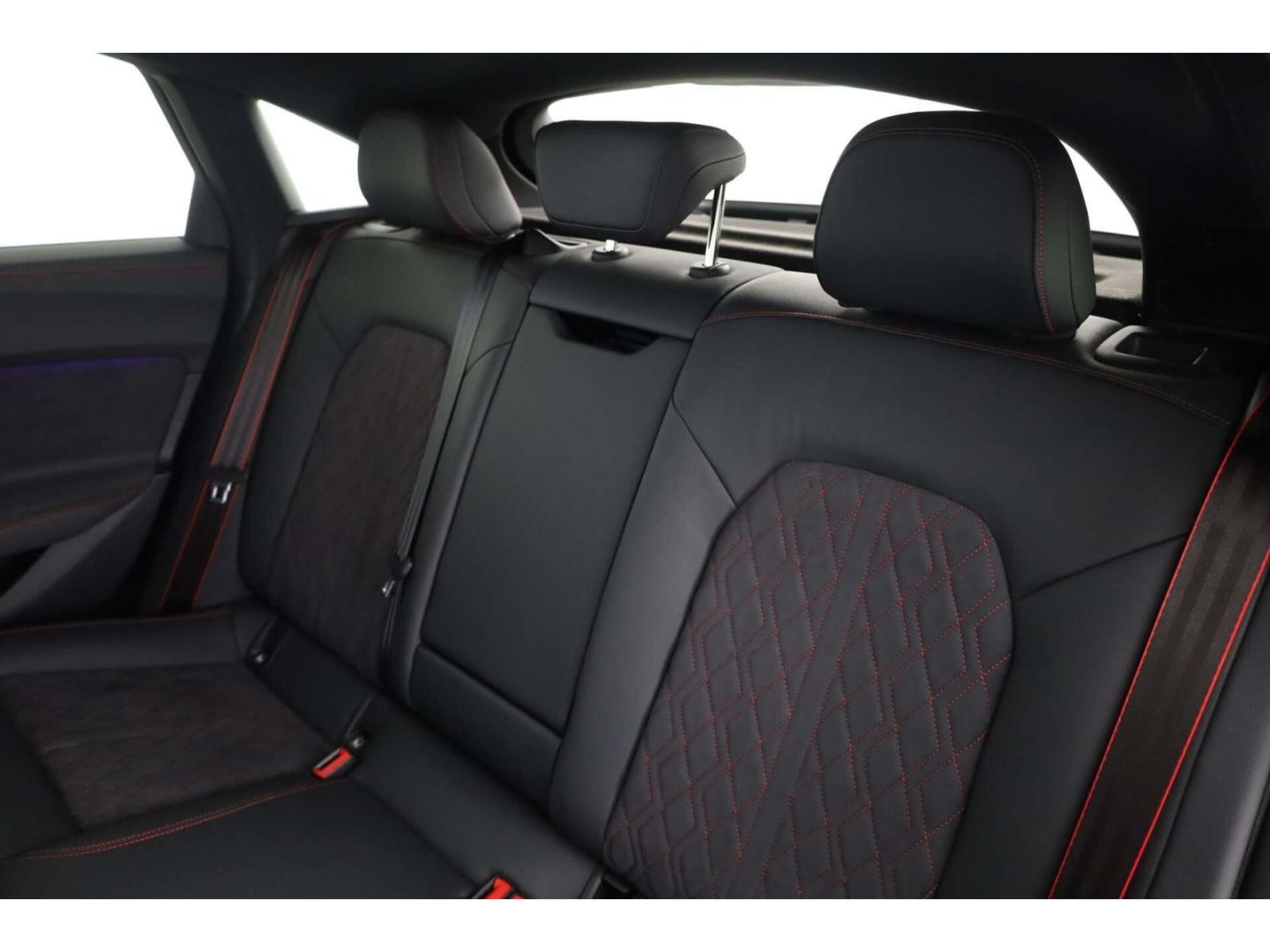 Audi A5 Limousine e-hybrid quattro S line B&O/HUD/LED