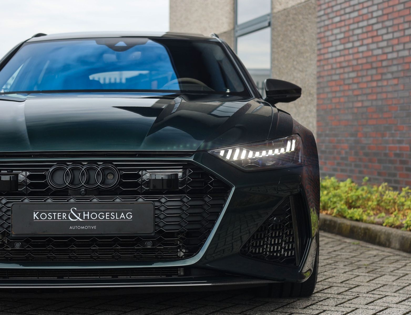 Audi RS6 Avant 4.0TFSI Quattro EXCLUSIVE + MEGAVOLL!