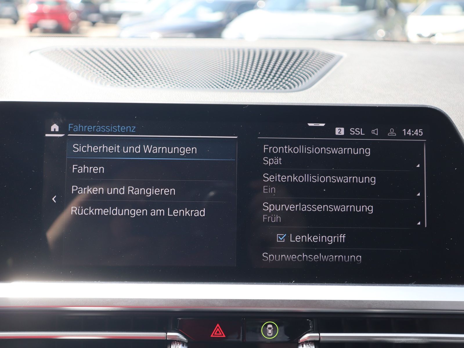 BMW 330e Touring Sport Line - Samsaru's Car Outlet