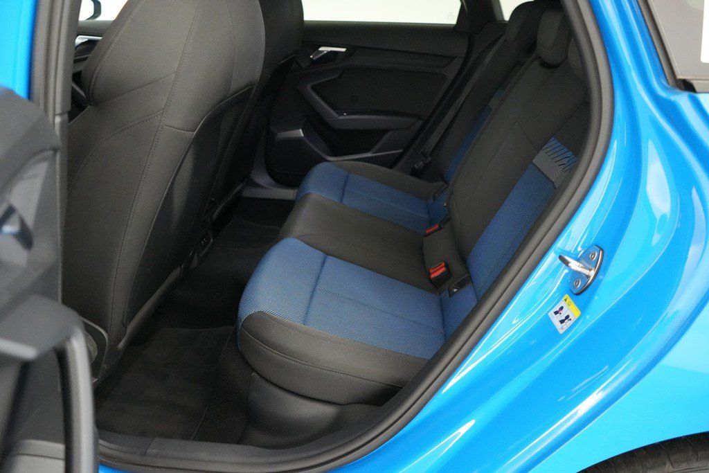 Audi A3 Sportb. 45 TFSIe S tronic S line LED GRA B&O