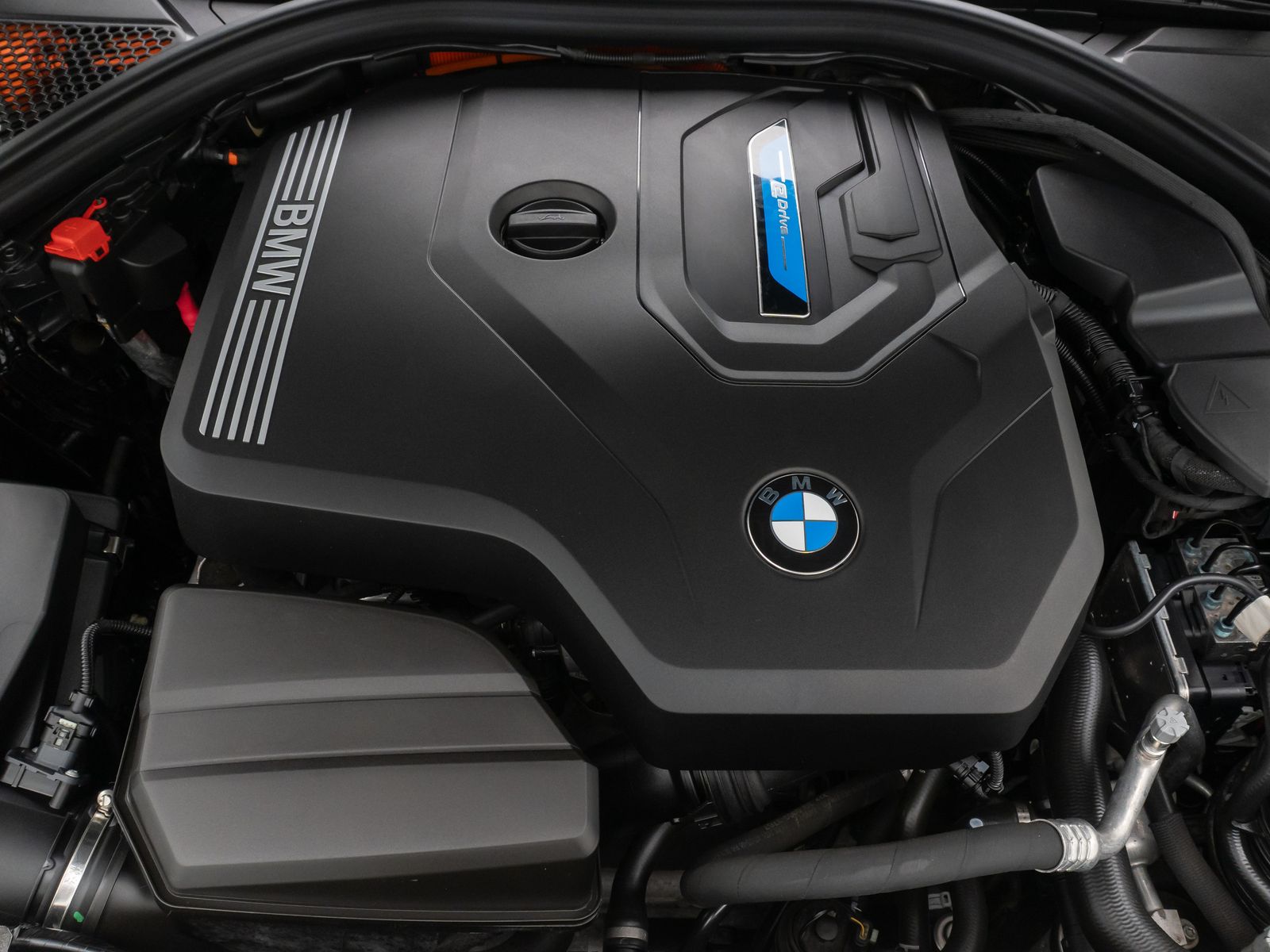 BMW 320e xD Sport Line - Samsaru's Car Outlet