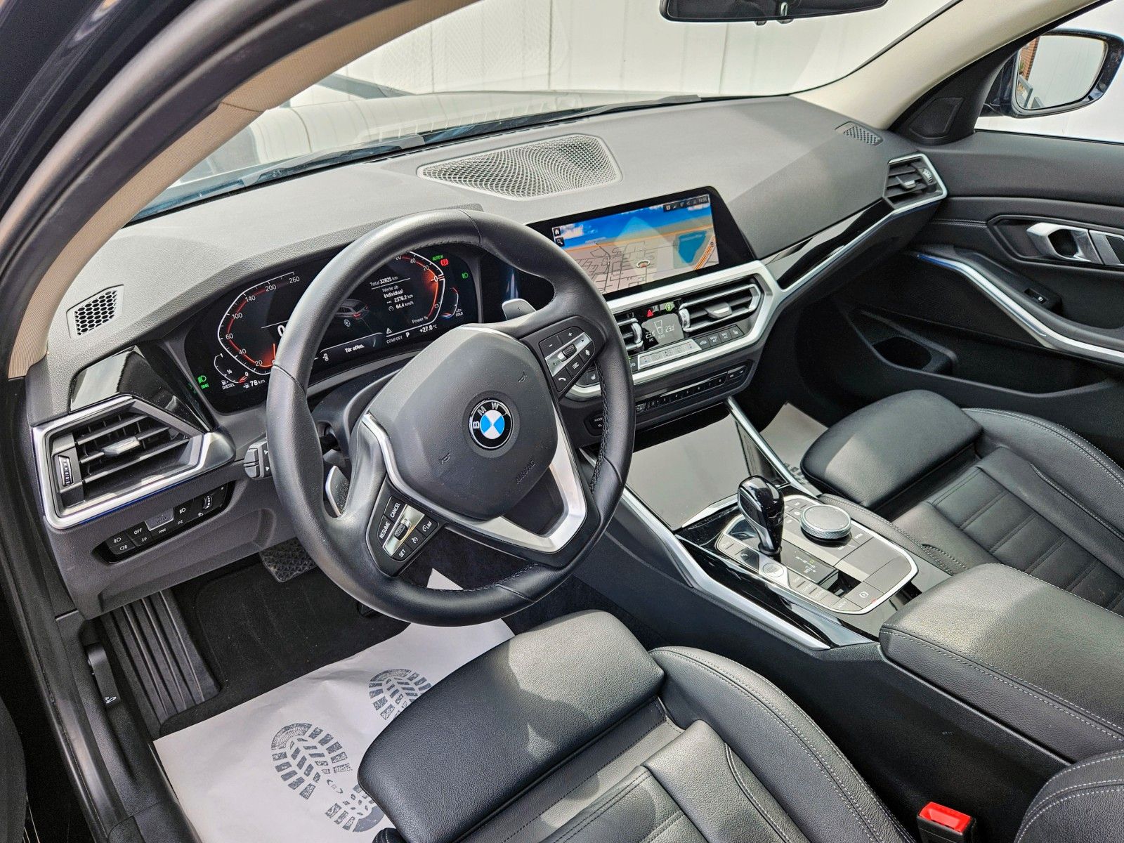 BMW 320d xDrive SPORT LINE - Samsaru's Car Outlet