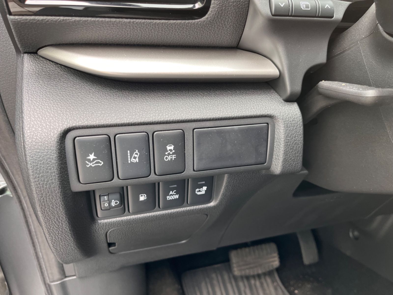Mitsubishi Eclipse Cross Plug-in Hybrid Plus Select 4WD