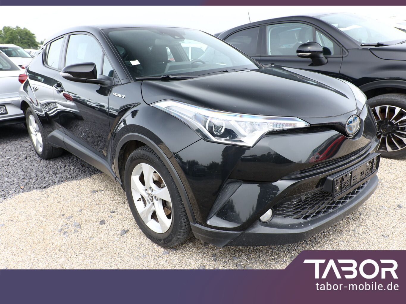 Toyota C-HR 1.8 Hybrid - Samsaru's Car Outlet
