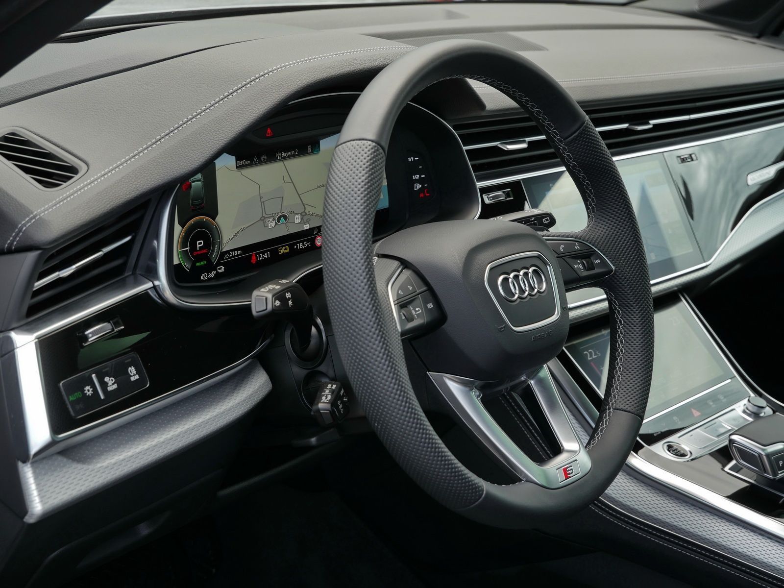 Audi Q7 SUV 55 TFSIe qu. S line Air*B&O*HuD*Pano*AHK