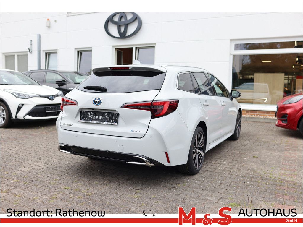 Toyota Corolla Touring Sports 1.8 Hybrid Teamplayer