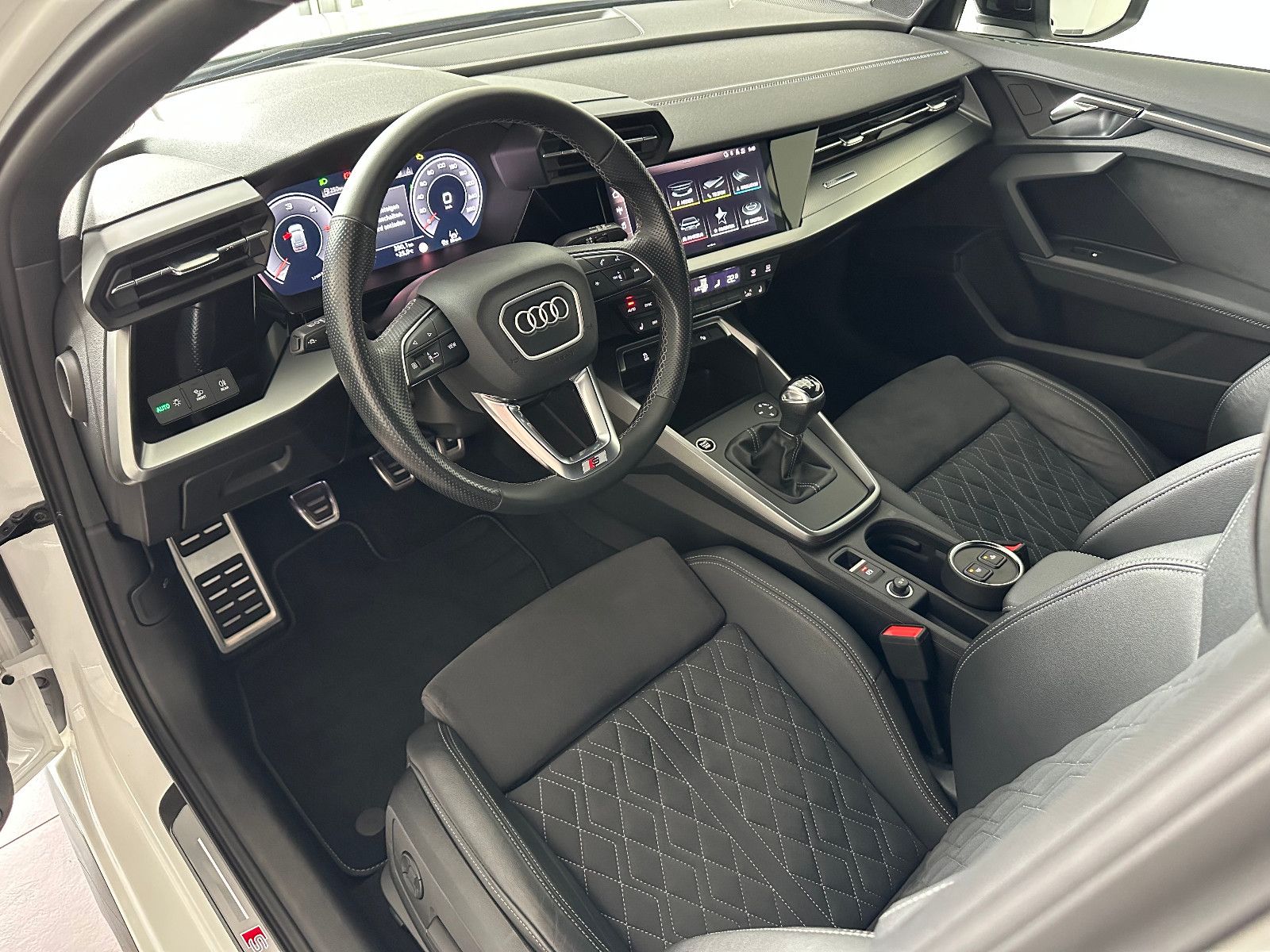 Audi A3 Sportback 35 TDI S LINE - Samsaru's Car Outlet