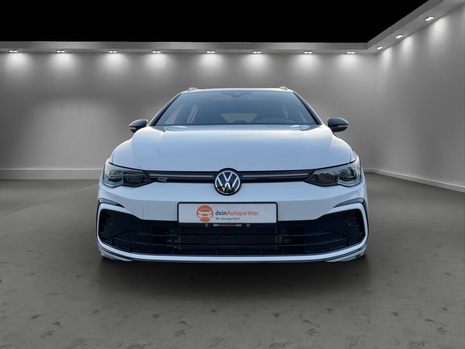 Volkswagen Golf Variant Golf VIII Variant R-Line 4Motion LE