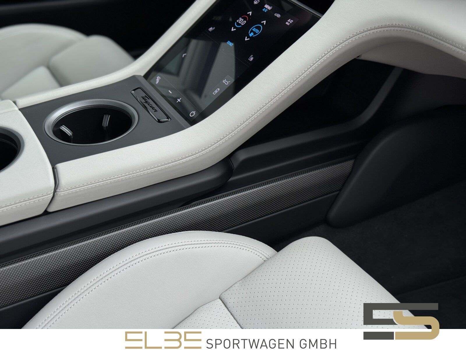 Porsche Taycan 4S Plus MATRIX BURM INNO PANO 360° KERAMI