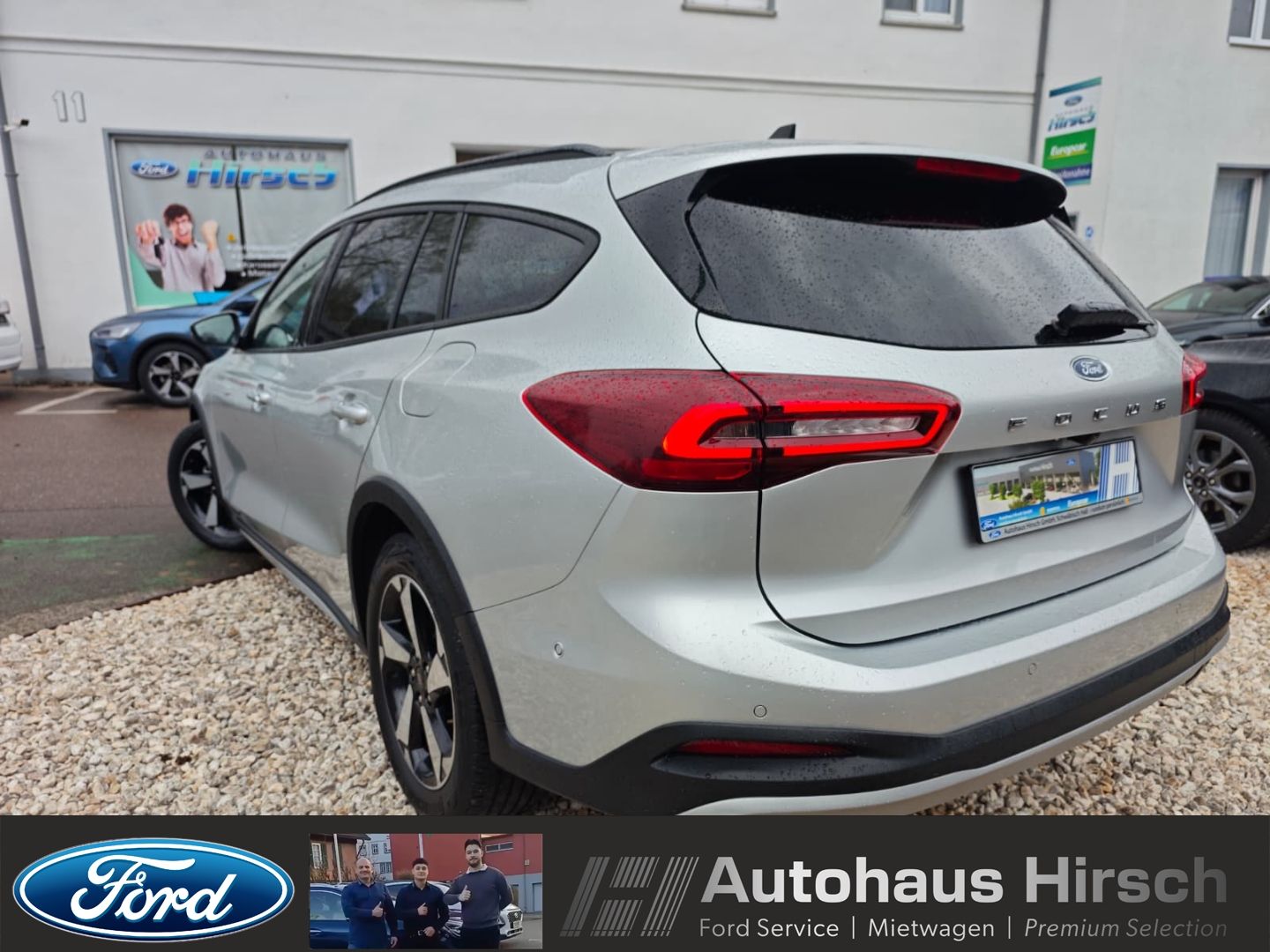 Ford Focus Turnier Active Navi LED ACC Apple CarPlay