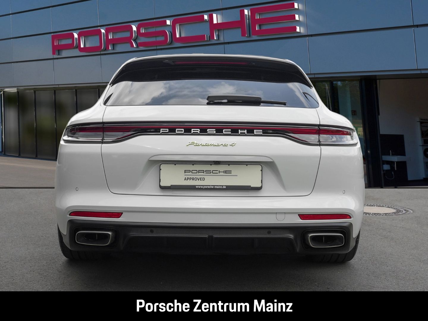 Porsche Panamera 4 E-Hybrid Sport Turismo 1.600km!
