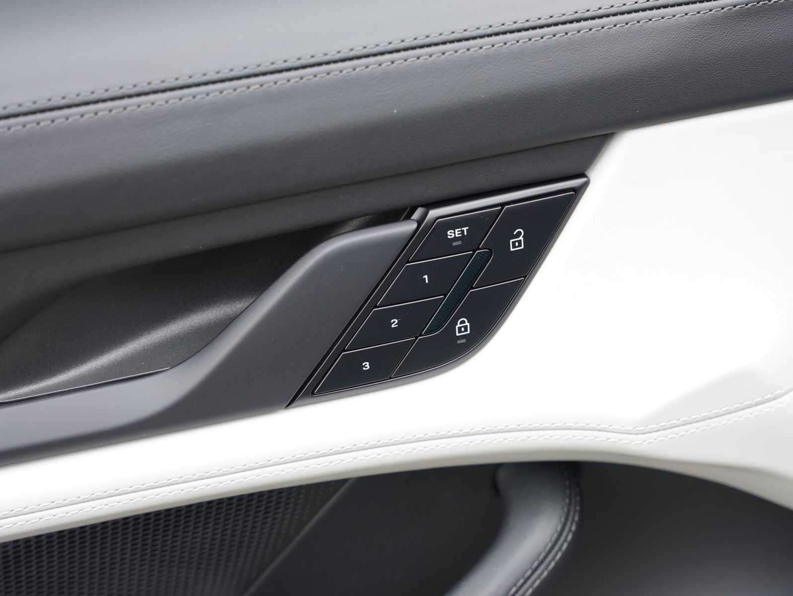 Porsche Taycan 4S Sport Turismo LED-Matrix Surround-View
