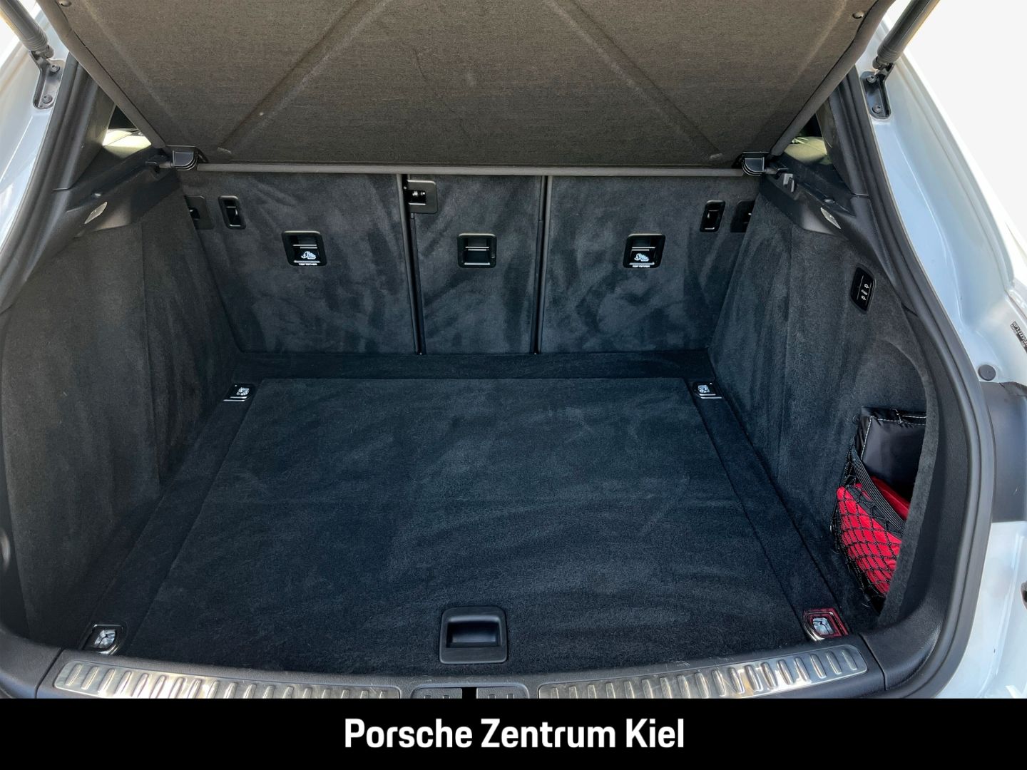 Porsche Macan S Standheizung BOSE Luftfederung 21-Zoll