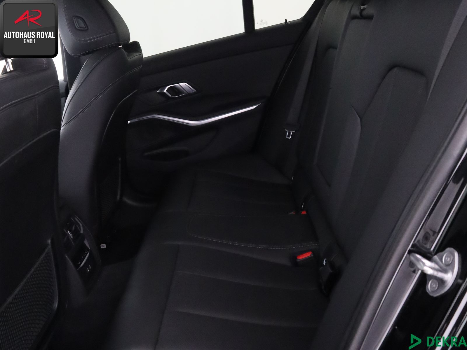 BMW 320 e M SPORT - Samsaru's Car Outlet