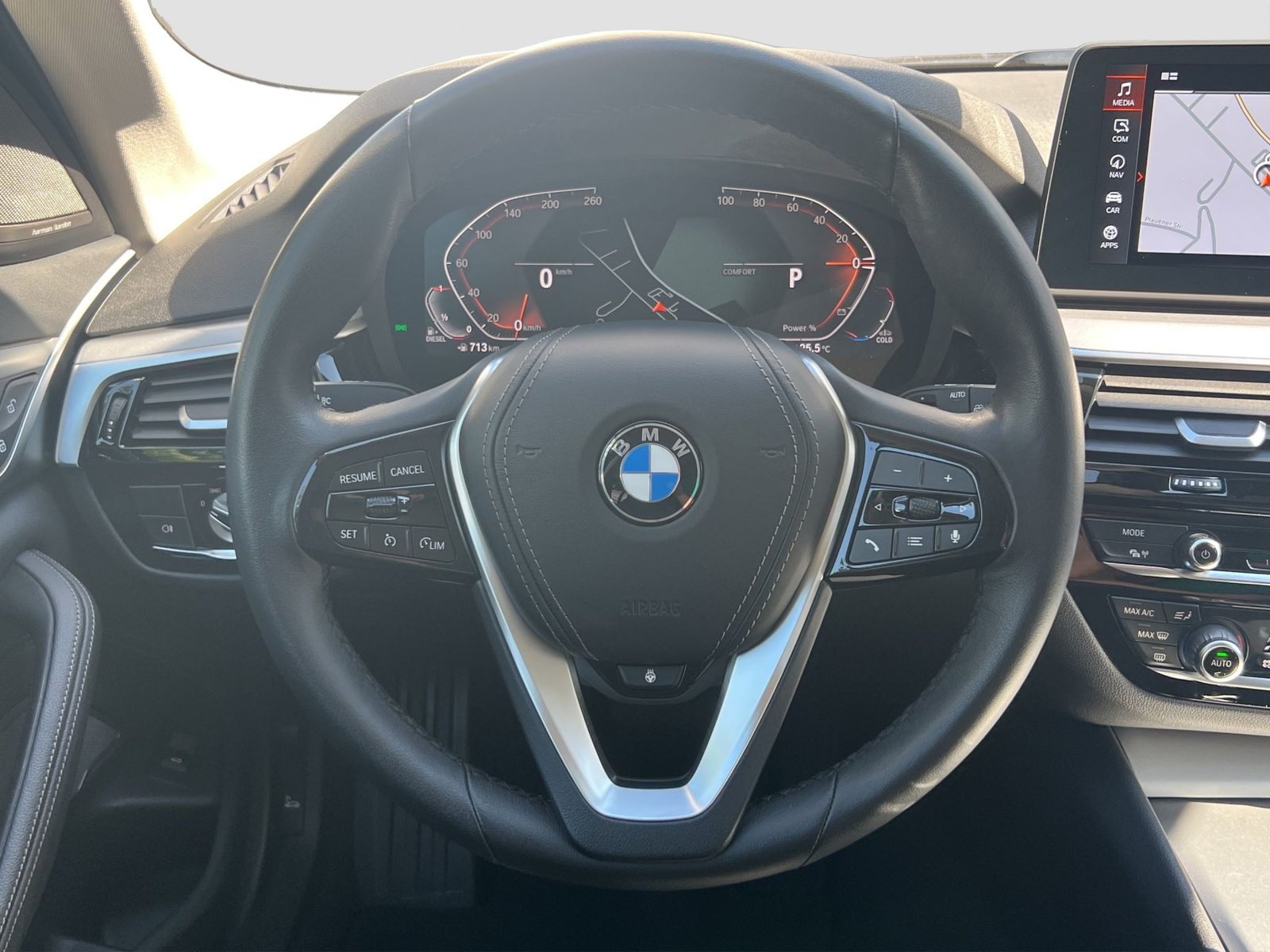 BMW 530d xDrive Touring ACC Laser ParkA+ SpurAss HUD